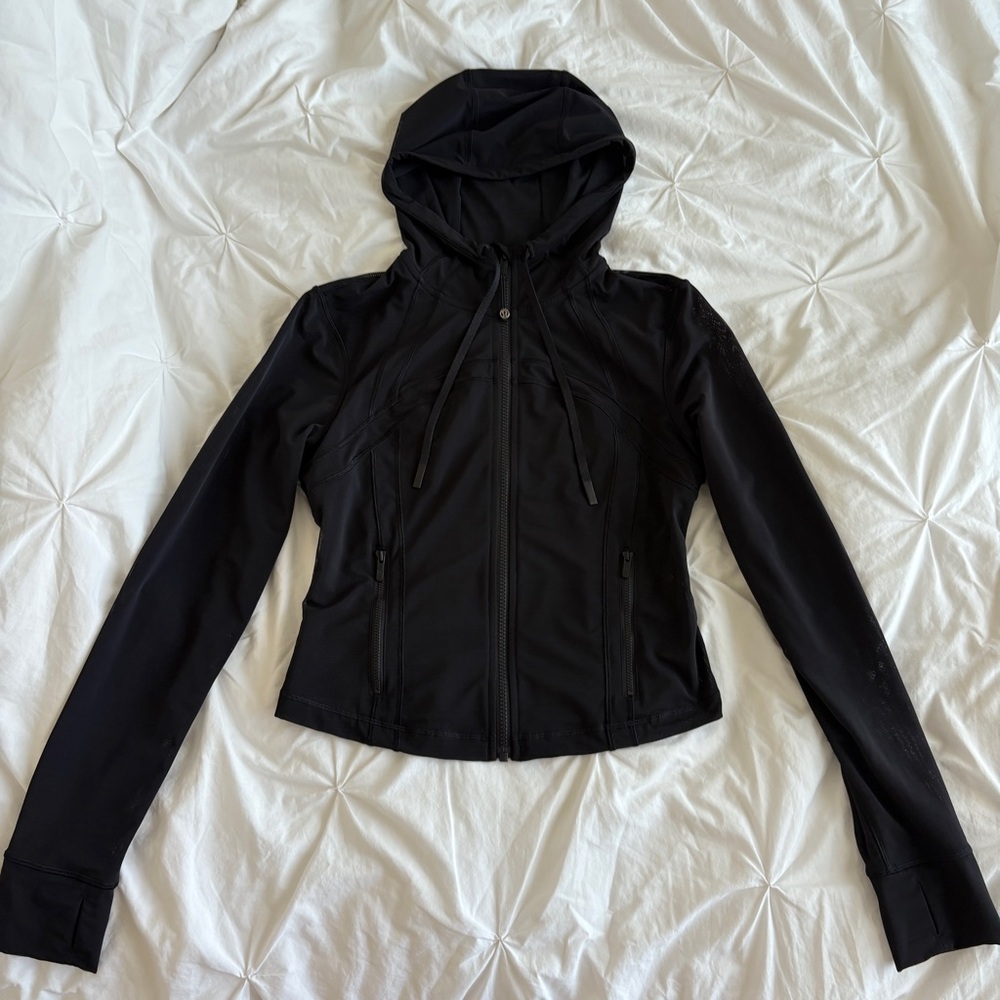 Lululemon Define Cropped Hooded Jacket Mesh size 6